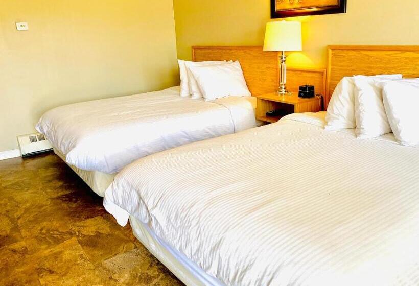 غرفة ديلوكس, Twilight Country Motel