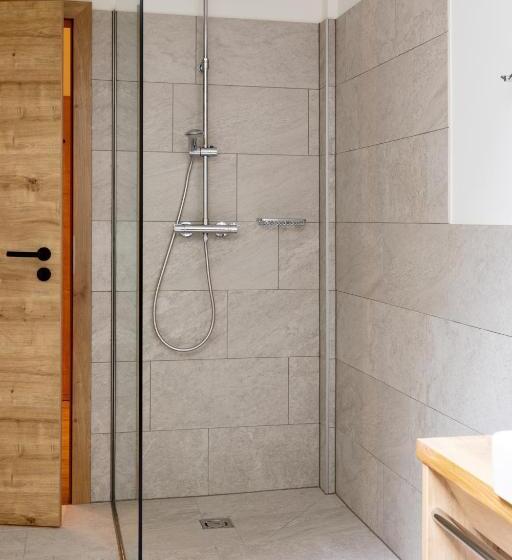 デラックスルーム, Gasthof Krone Ochsenfeld