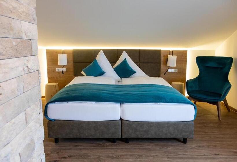 Номер Deluxe, Gasthof Krone Ochsenfeld