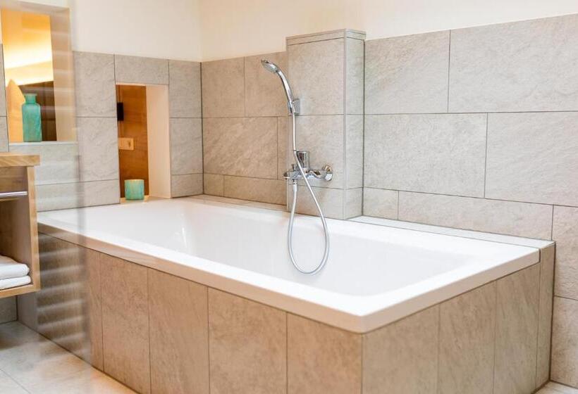 Номер Deluxe, Gasthof Krone Ochsenfeld