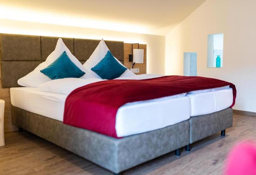 デラックスルーム, Gasthof Krone Ochsenfeld