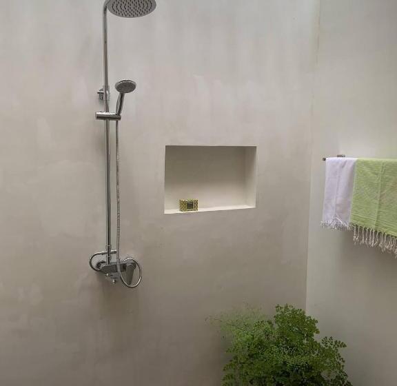 キャビン, Sri Mathie Historic Estate