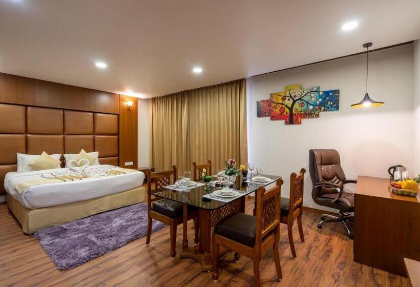 スイート, Jalashray Resort