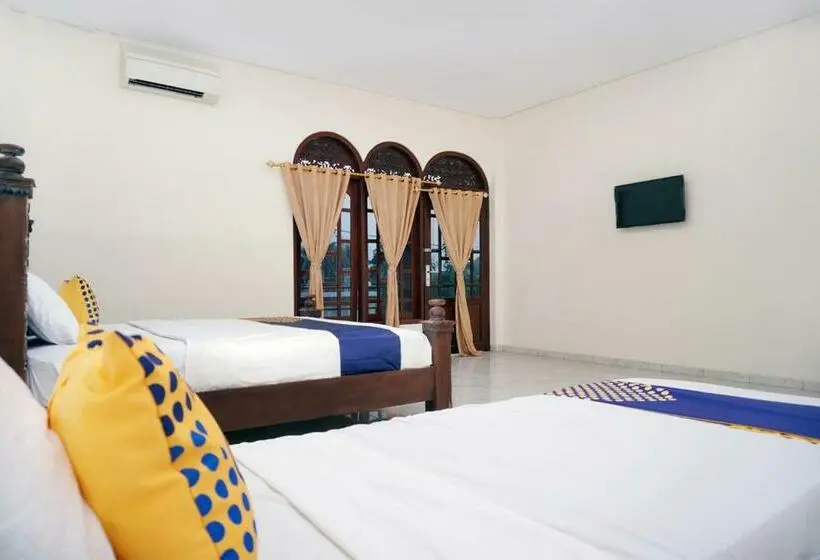 3 Bett Economy Zimmer, Spot On 2629 Duta Karimun