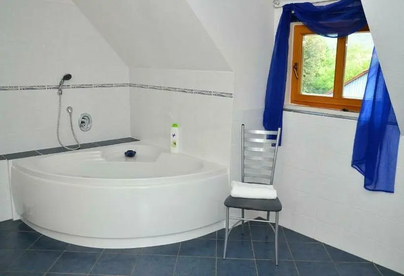 デラックスルーム, Landhotel Gemeindeschänke