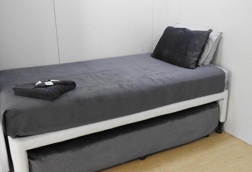 غرفة عائلية, Noonamah Tourist Park