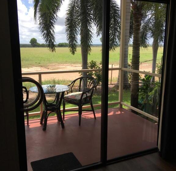 غرفة قياسية لذوى الاحتياجات الخاصة, Noonamah Tourist Park