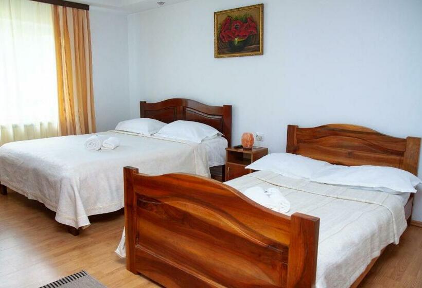 Familjerum, Rustic Argesean