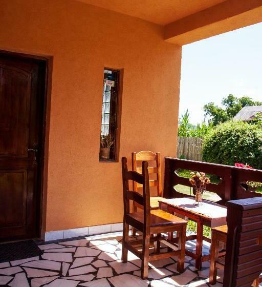 Familjerum, Rustic Argesean