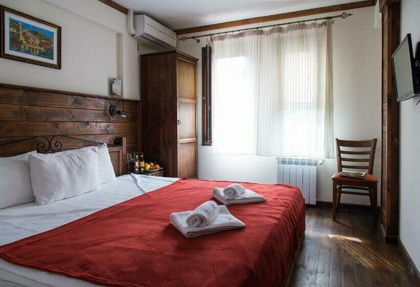 バルコニー付きスタンダードルーム, Zlaten Rozhen Family Hotel  Monument Of Cultural Significance