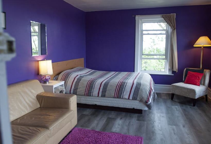 스탠다드 룸 공동 욕실, The Arlington