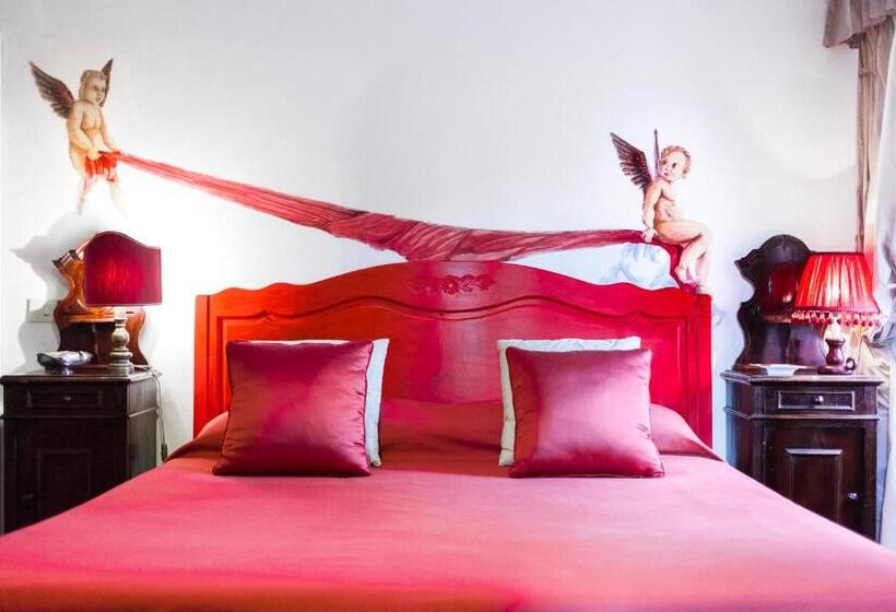 غرفة كلاسيكية مطلّة علي الحديقة, Casa Matilde