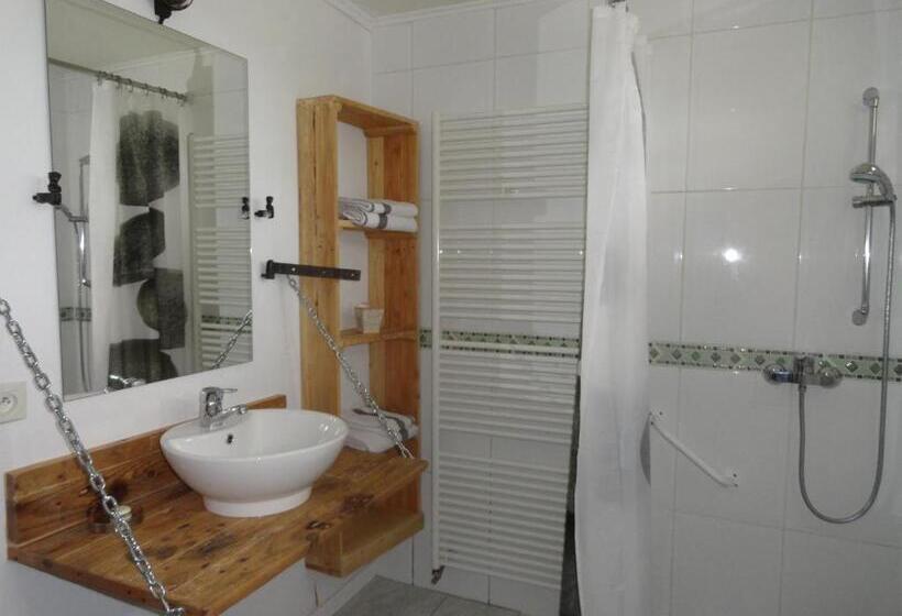 Номер Дюплекс, Le Mas Des Papillons Chambre D Hôtes B&b