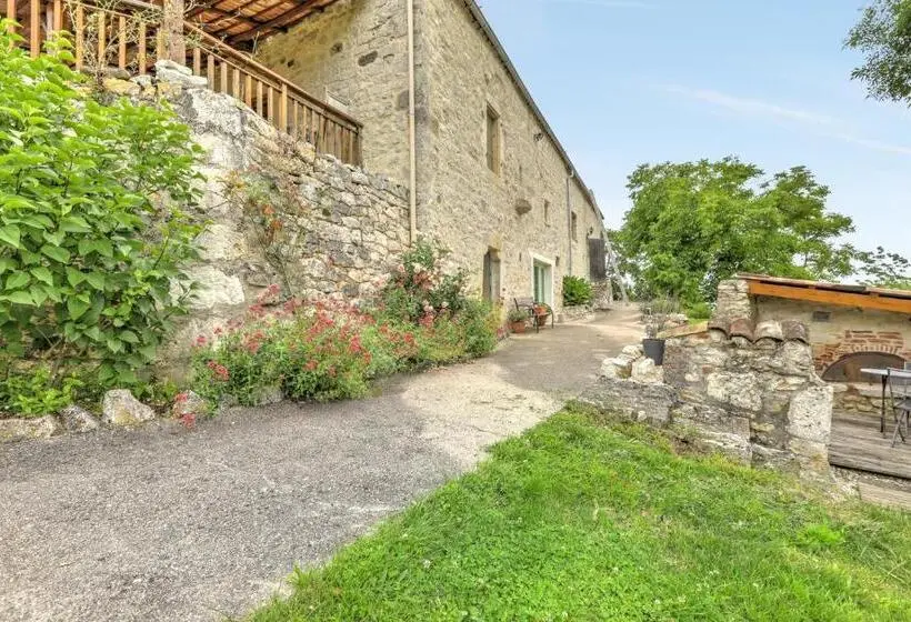 庭の見える１ベッドルームアパートメント, Le Mas Des Papillons Chambre D Hôtes B&b