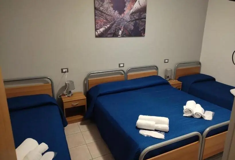 スタンダード4人部屋, Albergo Ristorante Poli