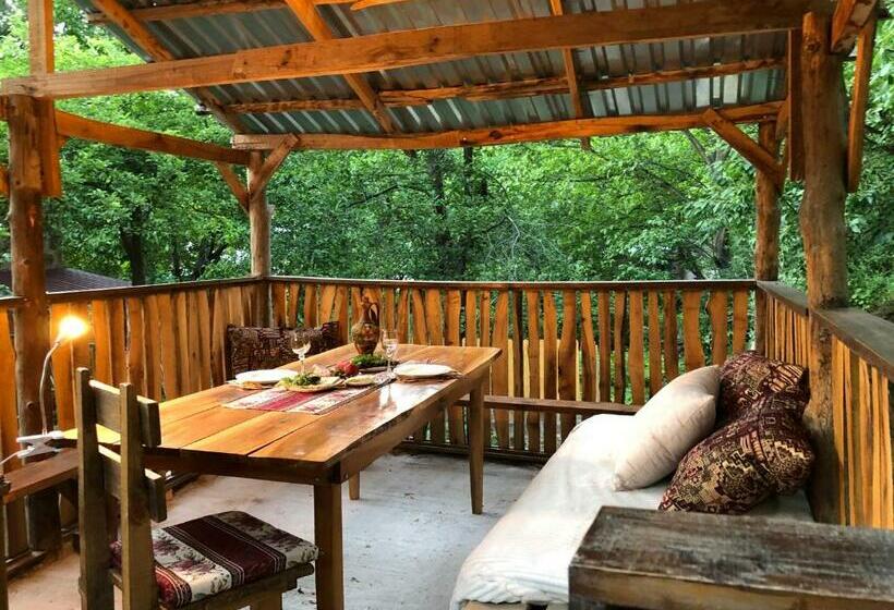 マウンテンビュースタンダードルーム, Bjnihouse, Guest House