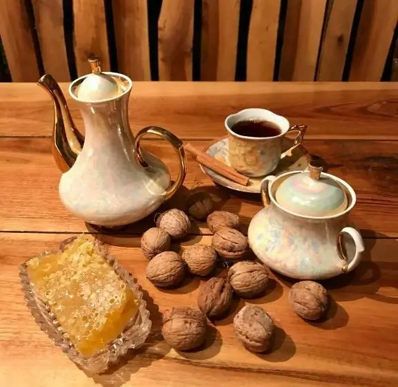 マウンテンビュースタンダードルーム, Bjnihouse, Guest House