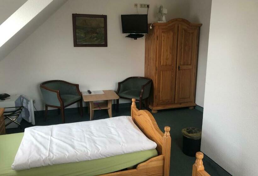 غرفة قياسية, Pension Zur Linde