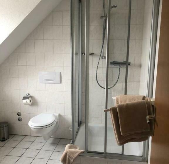 غرفة قياسية, Pension Zur Linde