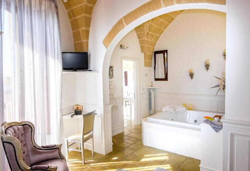 Номер Стандарт с Гидромассажем, Palazzo Aurora