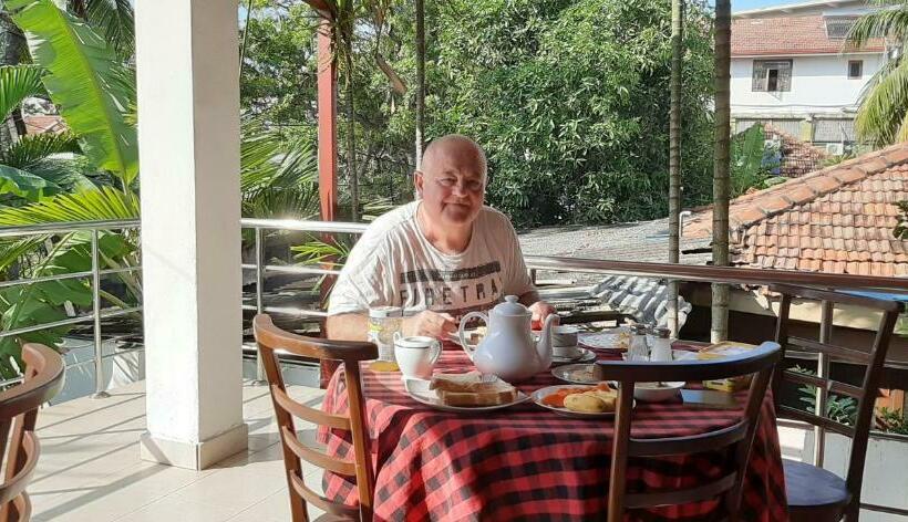 חדר סטנדרט, Blue Bird