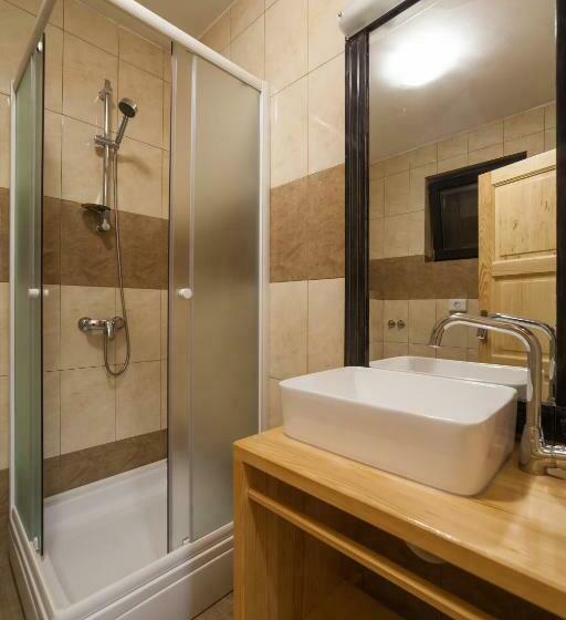 豪华房间, House Maka