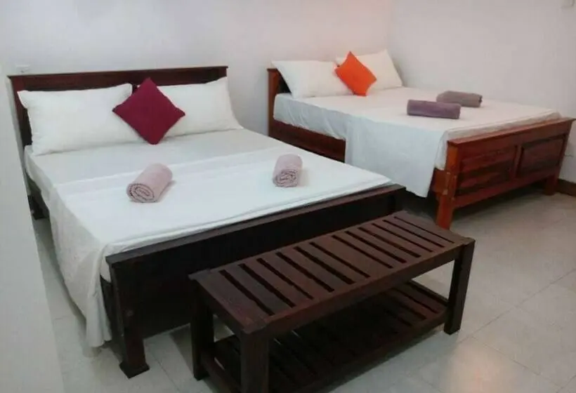 ダブルベッドのエコノミールーム, Ku Kandy Villa