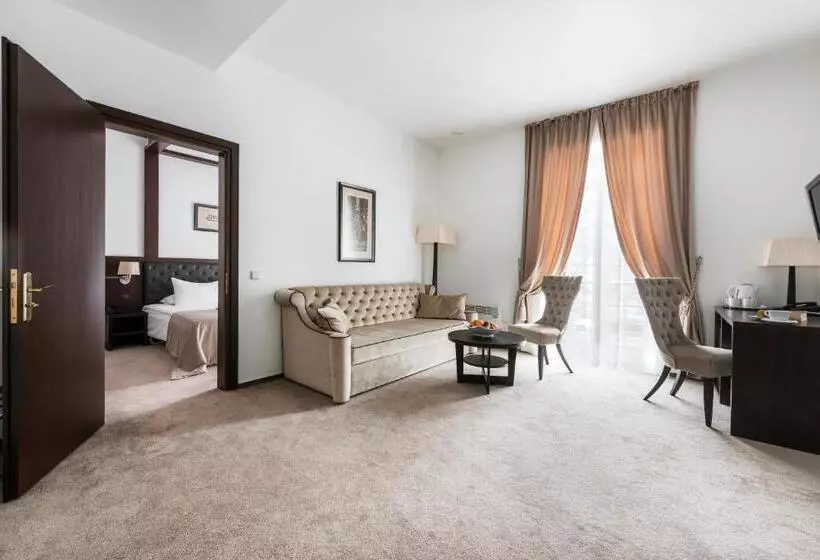 デラックススイート, Amberton Cozy Hotel Kaunas