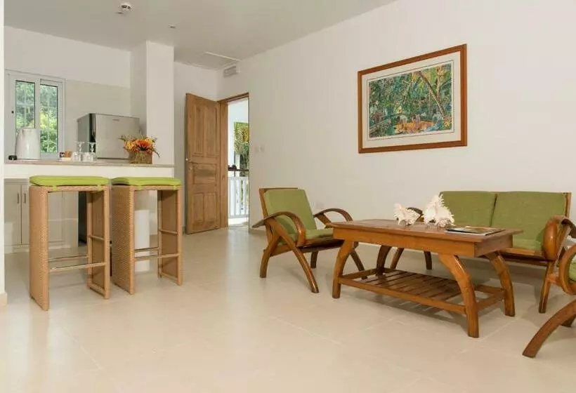 آپارتمان 2 خوابه, Acajou Beach Resort