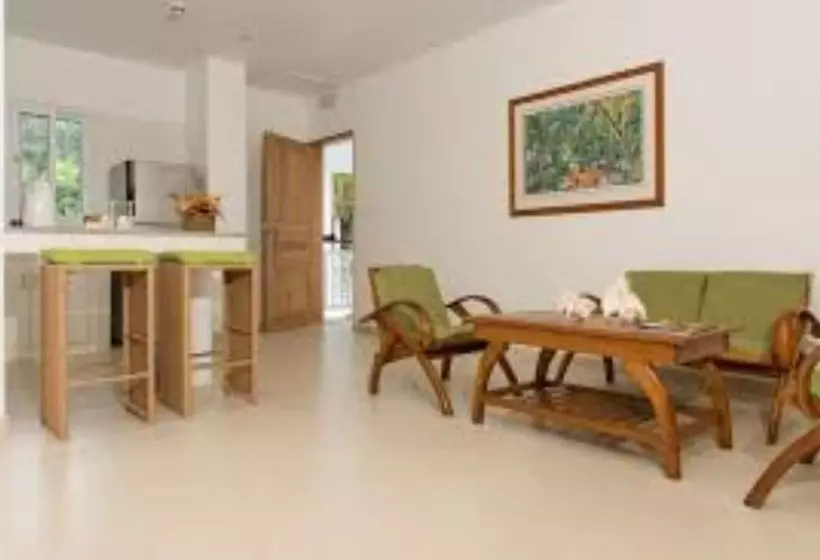 آپارتمان 2 خوابه, Acajou Beach Resort