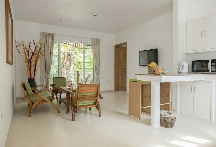 آپارتمان 2 خوابه, Acajou Beach Resort