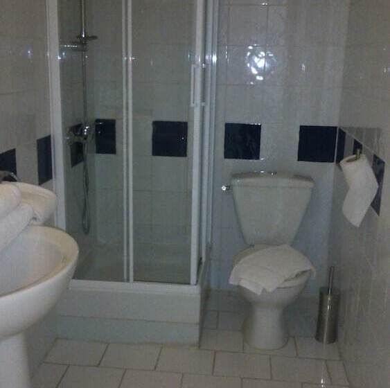 Triple Room Sea View, Ariana