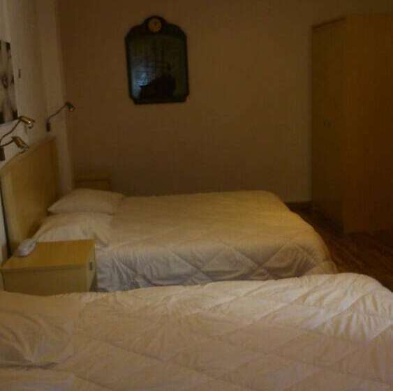 Triple Room Sea View, Ariana