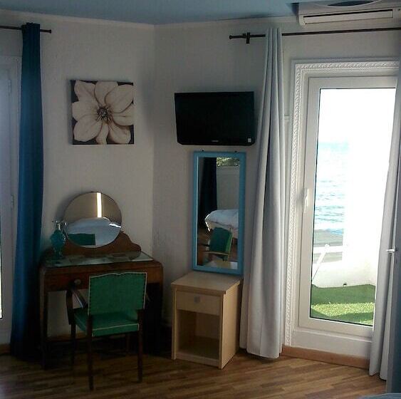Triple Room Sea View, Ariana