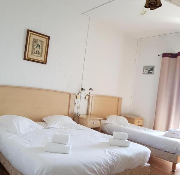 Triple Room Sea View, Ariana