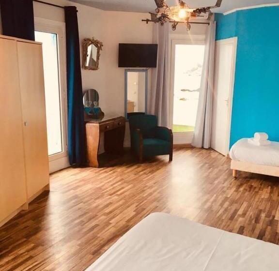 Triple Room Sea View, Ariana