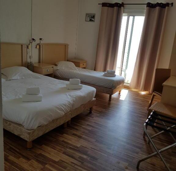 Triple Room Sea View, Ariana