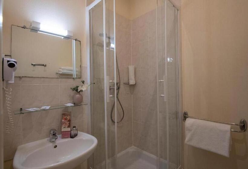 Triple Room Sea View, Ariana