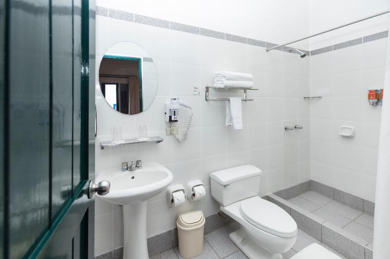 스탠다드 룸, Raymi