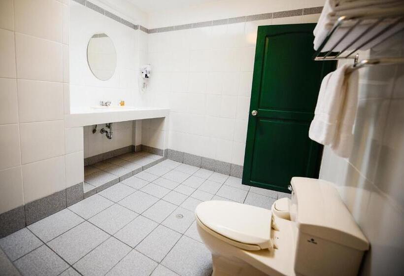 스탠다드 룸, Raymi