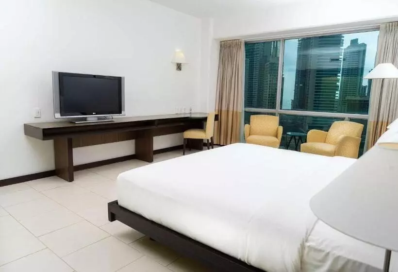 سوئیت جونیور با تخت بزرگ, Decapolis Hotel Panama City