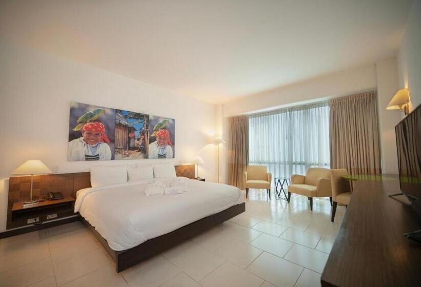 주니어 스위트 킹사이즈 침대, Decapolis Hotel Panama City