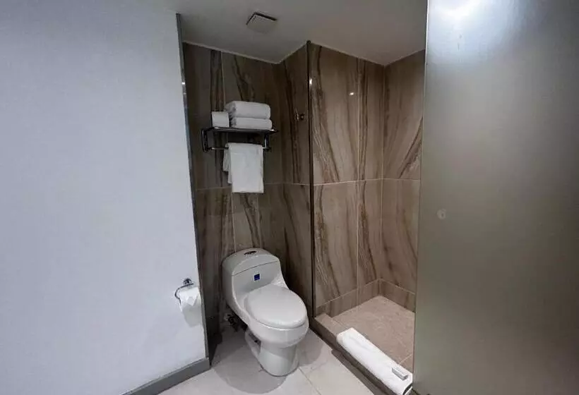 اتاق اجرایی با چشم‌انداز دریا, Decapolis Hotel Panama City