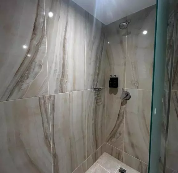 اتاق اجرایی با چشم‌انداز دریا, Decapolis Hotel Panama City
