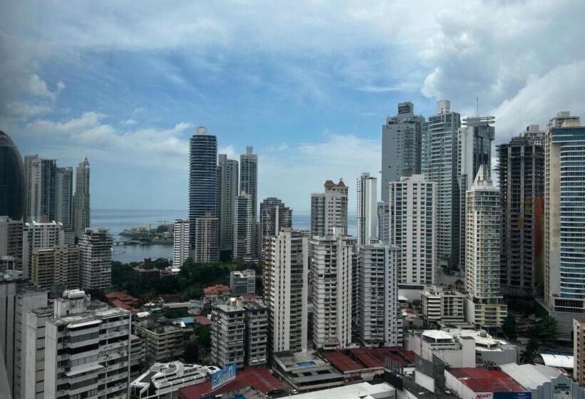 이그제큐티브 주니어 스위트, Decapolis Hotel Panama City