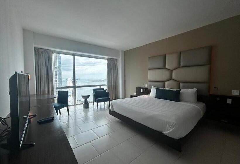 이그제큐티브 주니어 스위트, Decapolis Hotel Panama City