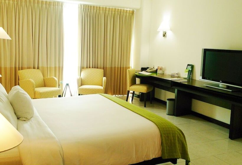 디럭스 룸, Decapolis Hotel Panama City