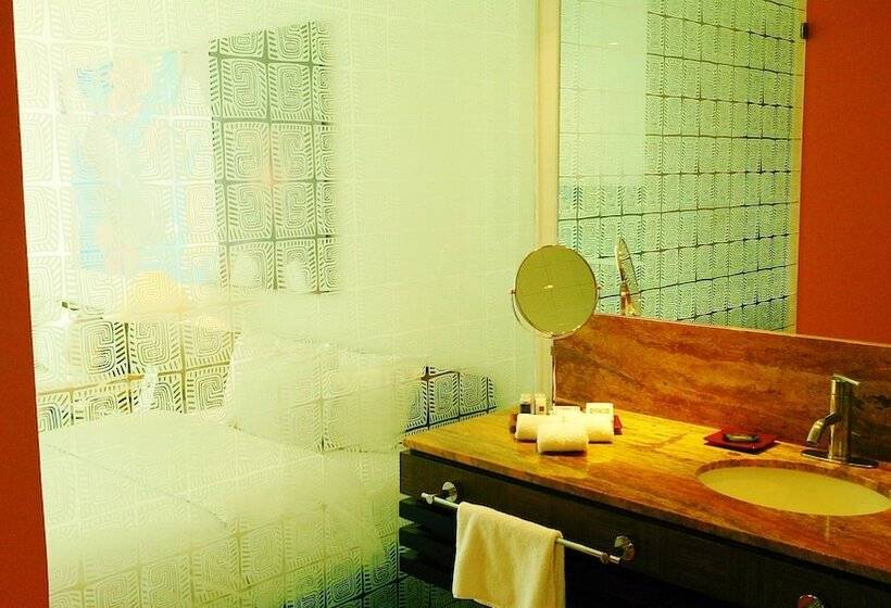 디럭스 룸, Decapolis Hotel Panama City