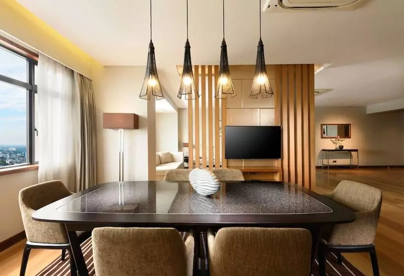 スーペリアースイート, Hilton Colombo Residence