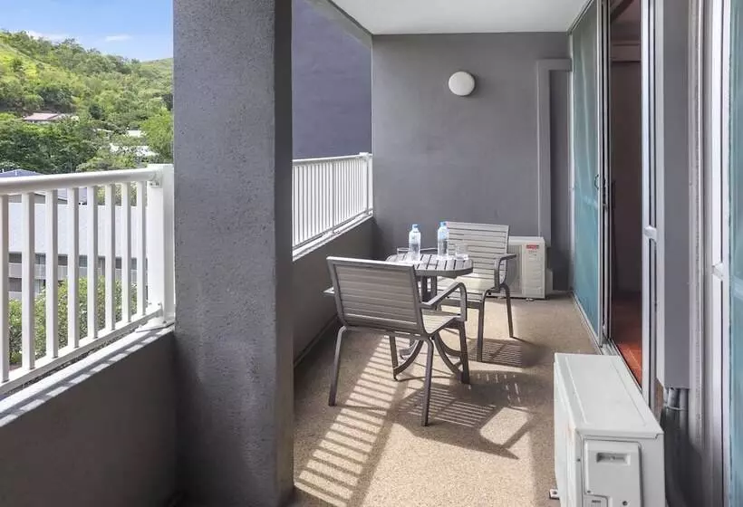 اتاق استاندارد با تخت دوبل, Holiday Inn Port Moresby By Ihg